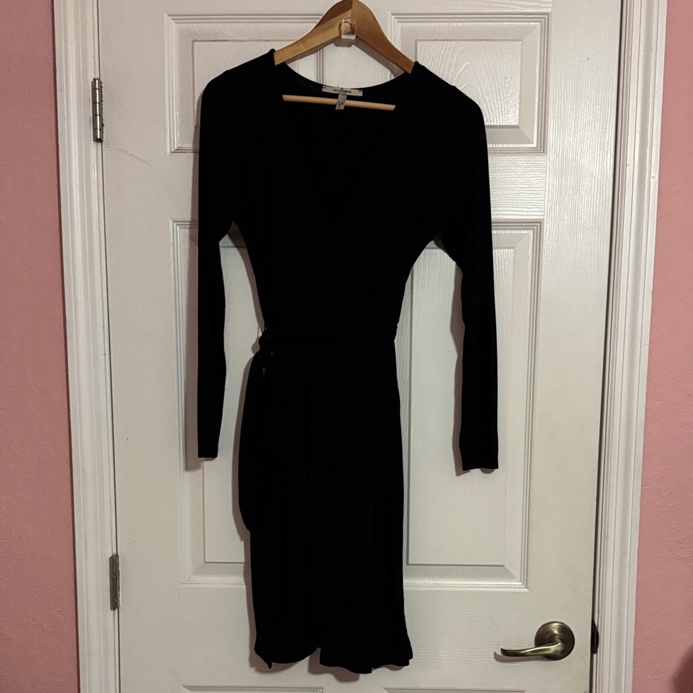 Final Touch Black Long Sleeve Dress